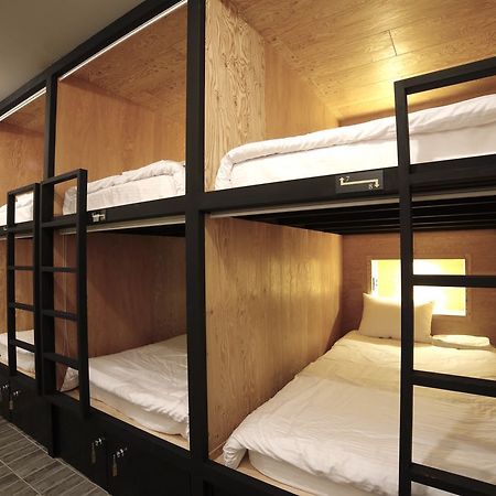 The Bay Guesthouse - Hostel Busan Extérieur photo